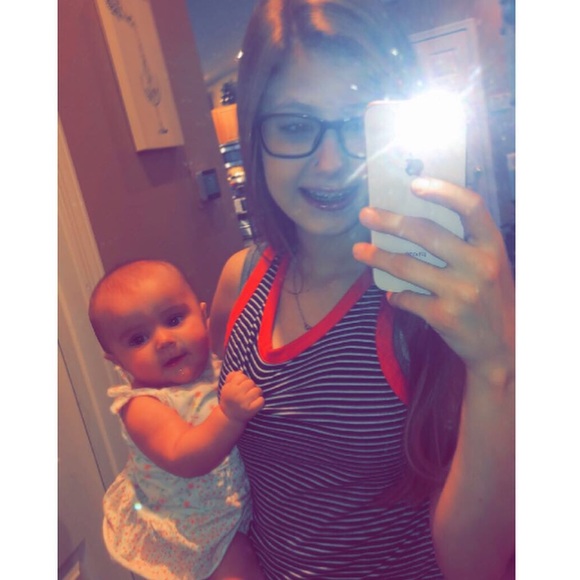 Meet your Posher, Hailey - Picture 1 of 1